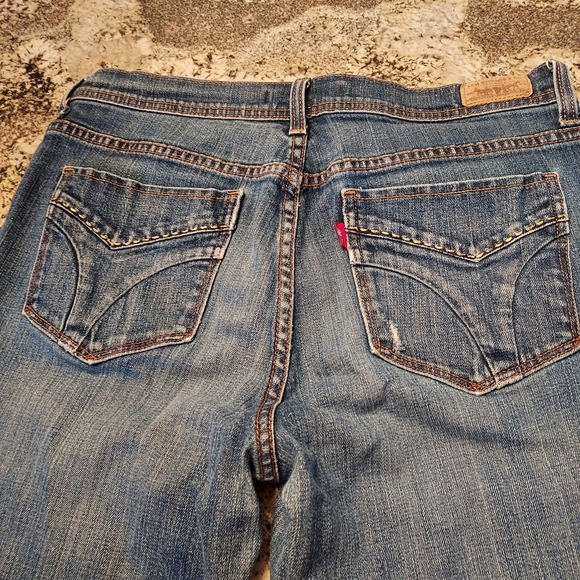 Vintage Levi's 505 Straight Leg Jeans 8M. - Picture 4 of 12